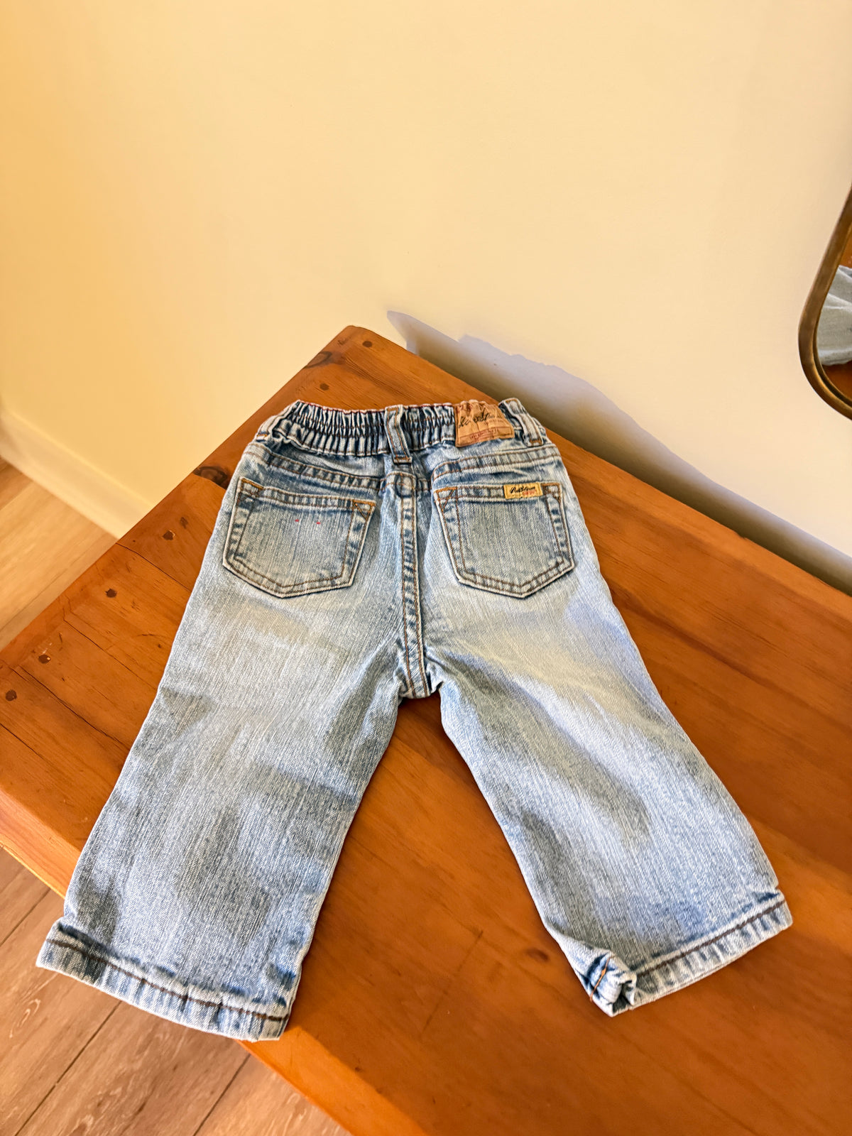 Vintage Levi Jeans (12M)